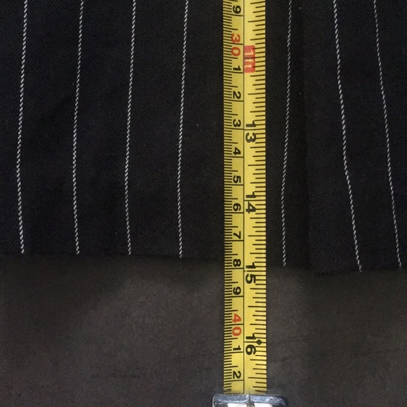 Pleated skirt🖤🤍 - Picture 6 of 6